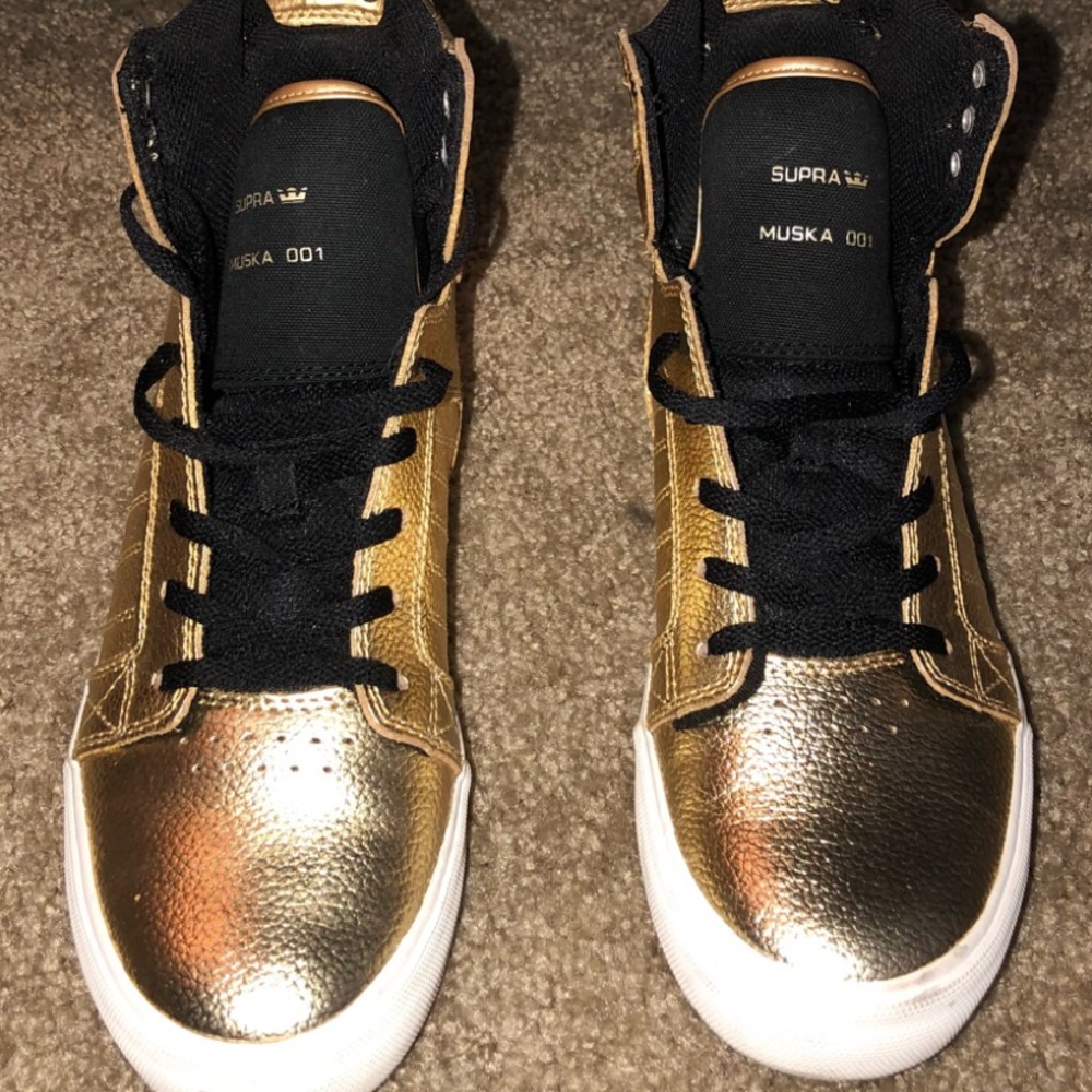 Gold Supras